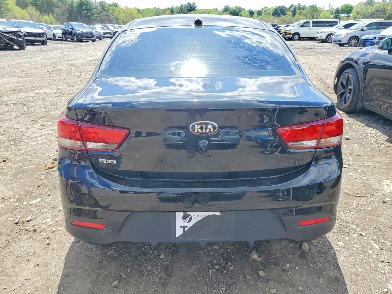 2019 Kia Rio S - Фото 6