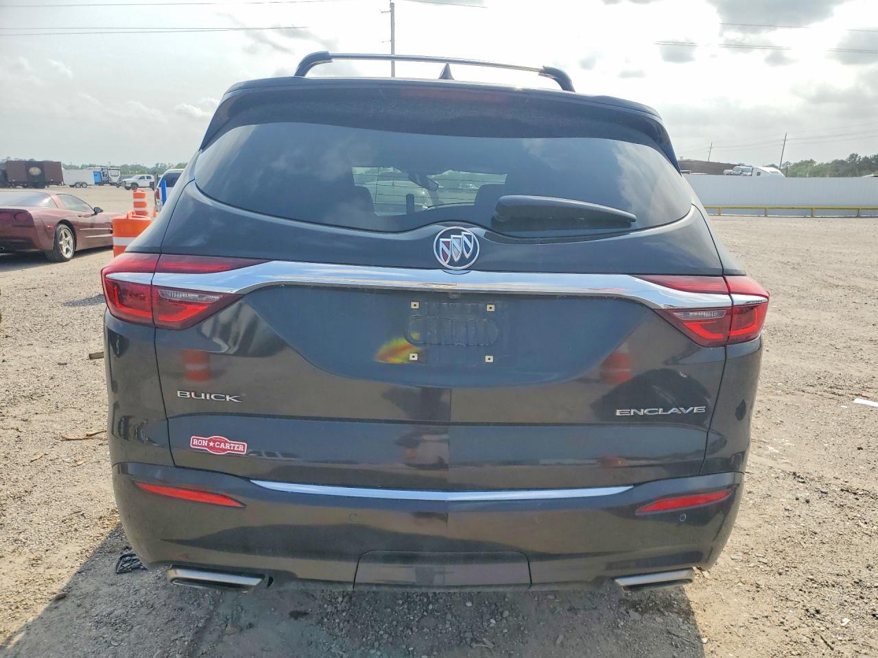 2018 Buick Enclave Essence - Фото 6