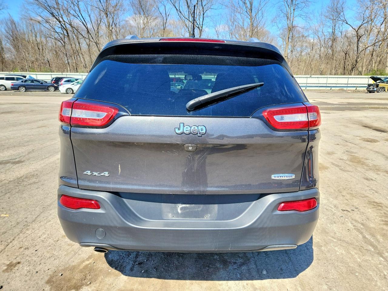 2015 Jeep Cherokee Latitude - Фото 6