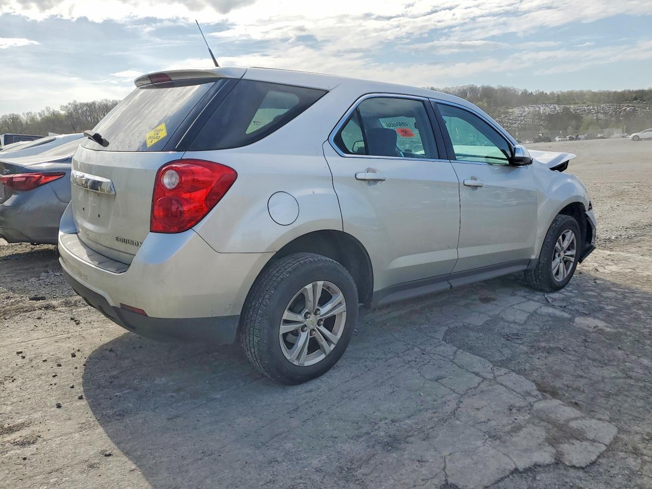 2013 Chevrolet Equinox Ls - Фото 3