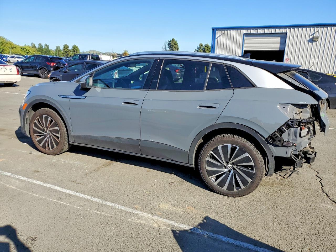2023 Volkswagen Id.4 Pro S Plus - Image 2