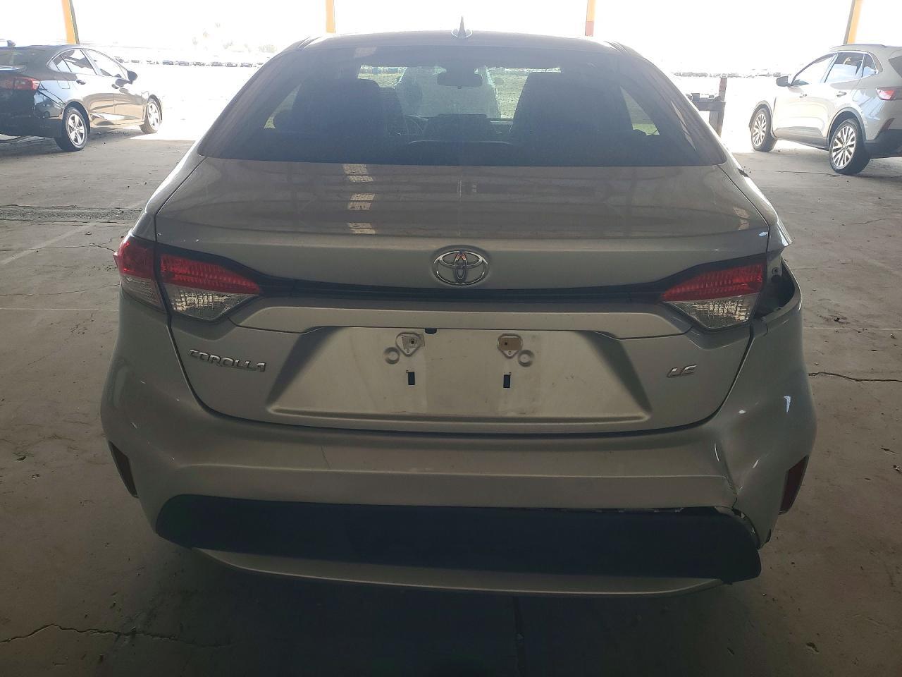 2020 Toyota Corolla Le - Image 6