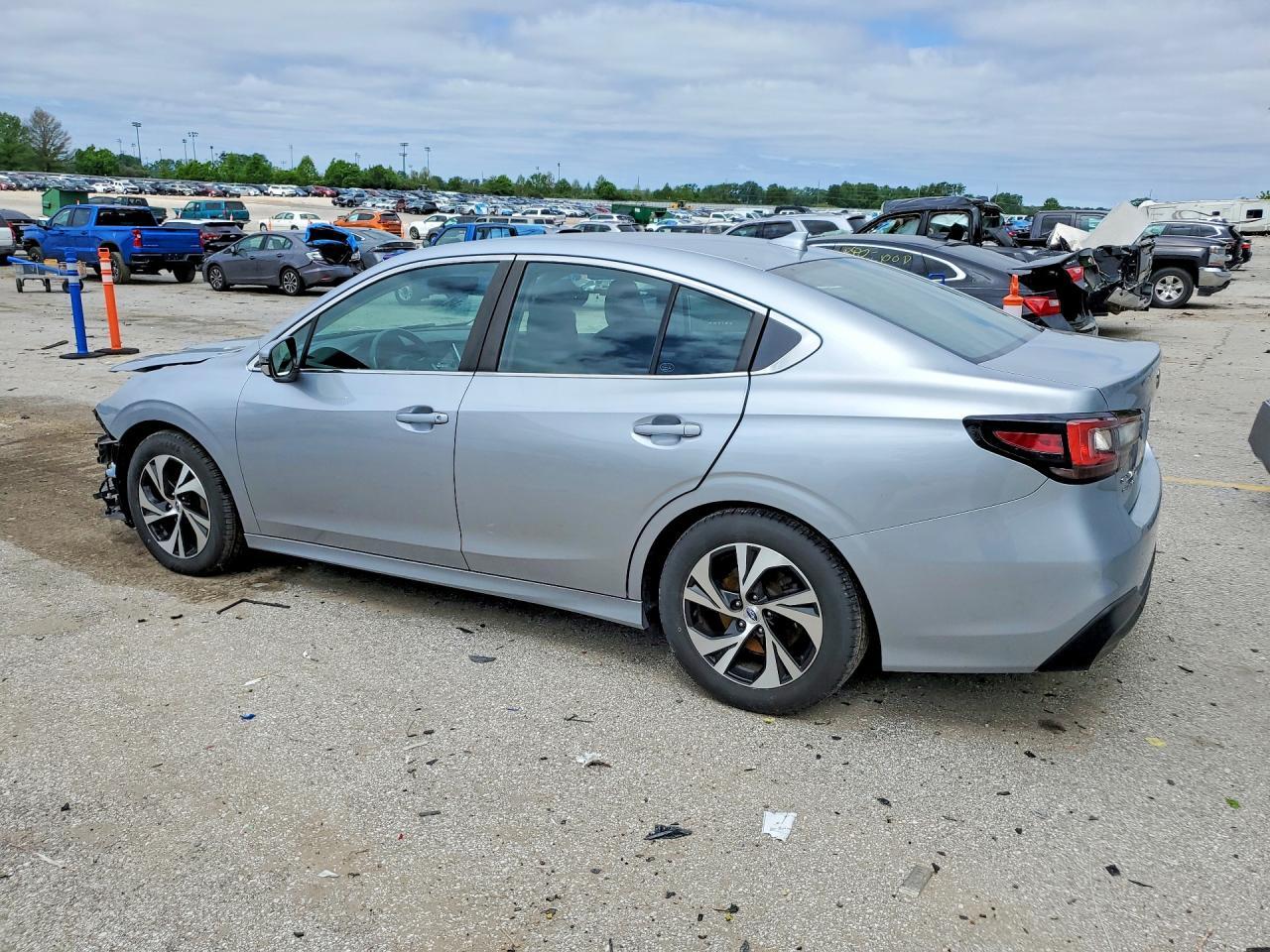 2020 Subaru Legacy Premium - Фото 2