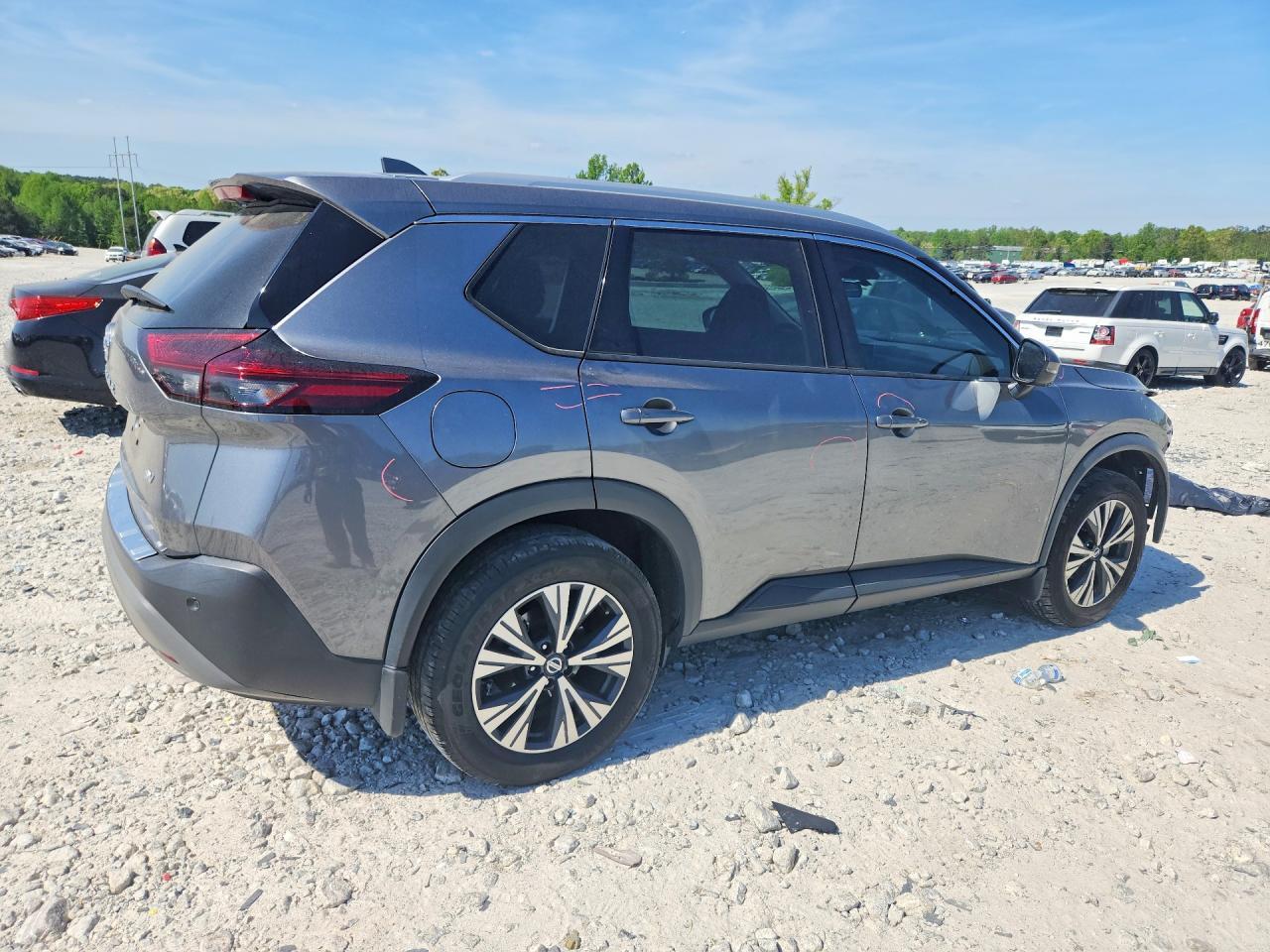 2021 Nissan Rogue Sv - Фото 3