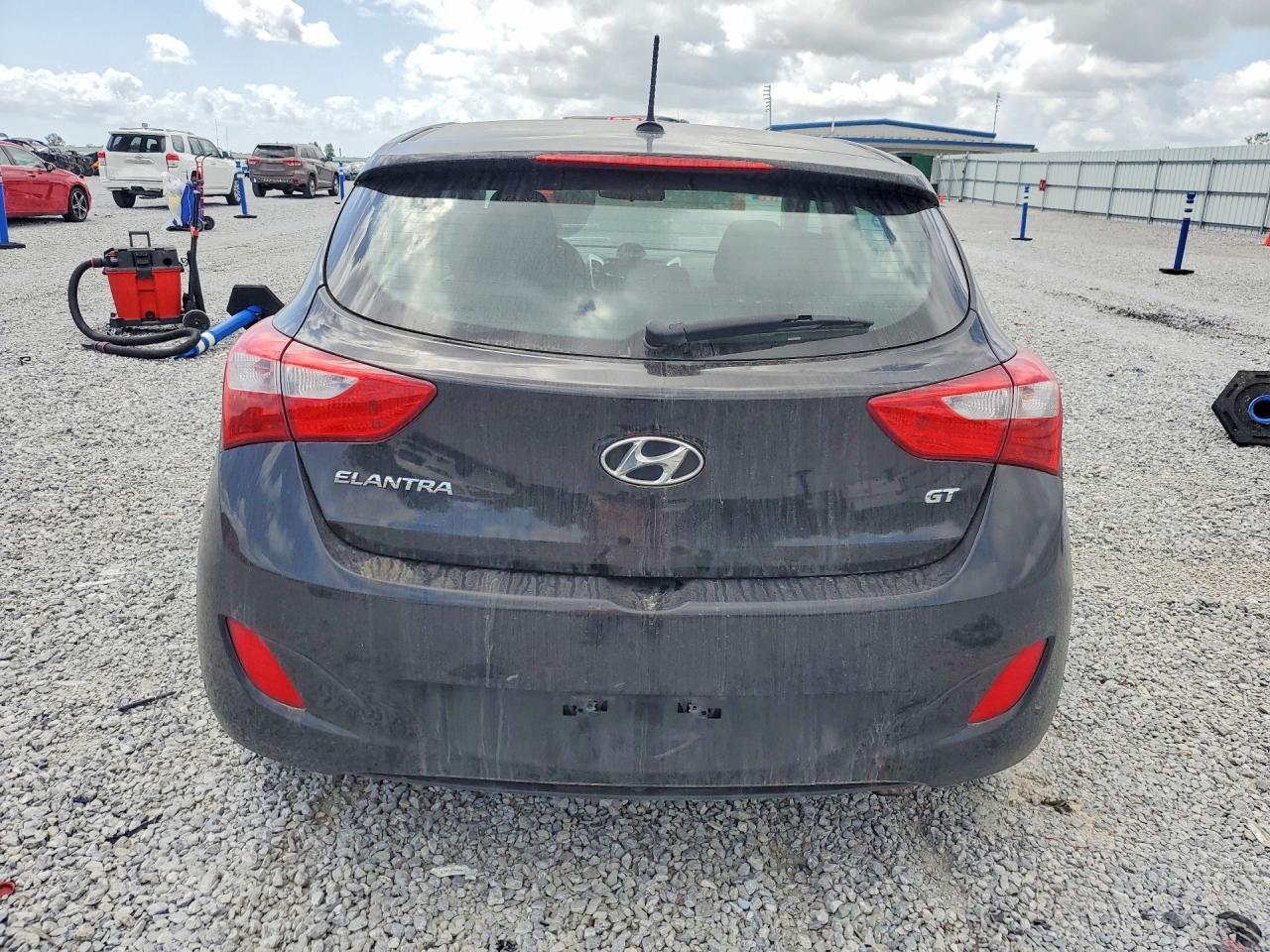 2014 Hyundai Elantra Gt Base - Фото 6