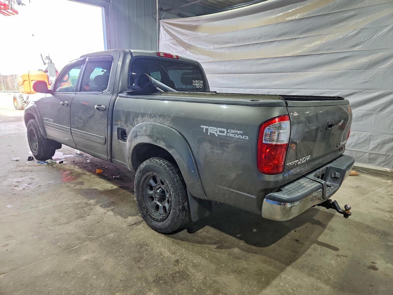 2004 Toyota Tundra Sr5 - Фото 2