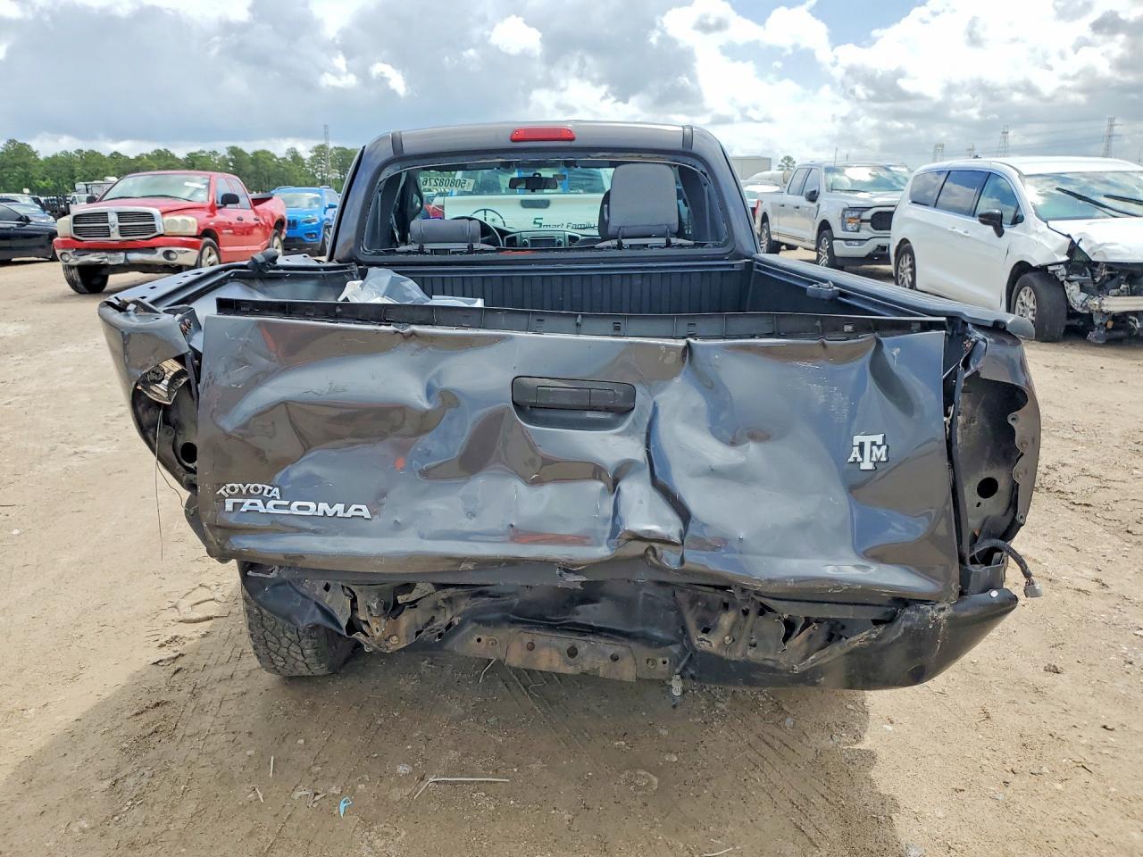 2013 Toyota Tacoma Access Cab - Image 6