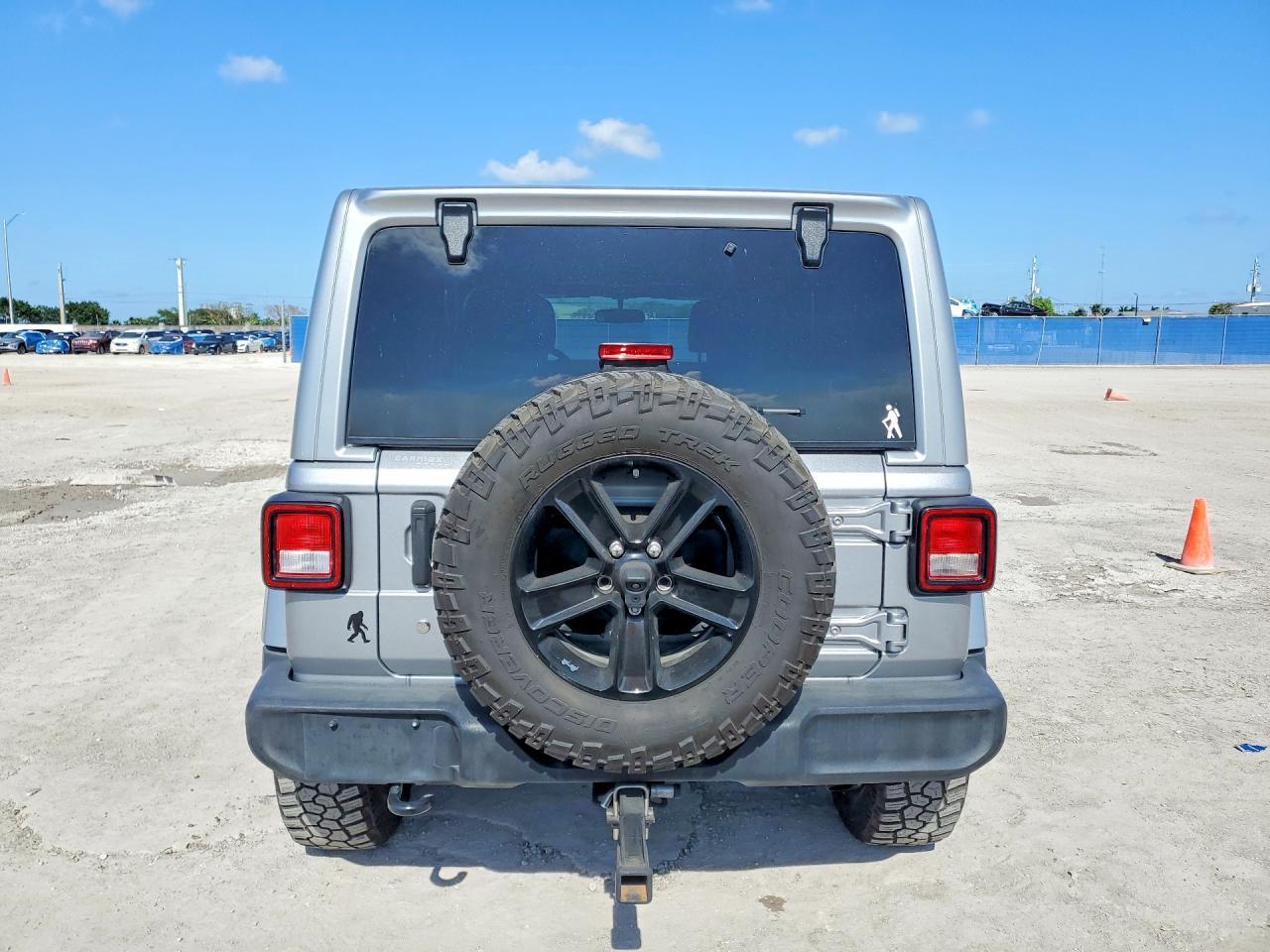 2020 Jeep Wrangler Unlimited Sport - Фото 6
