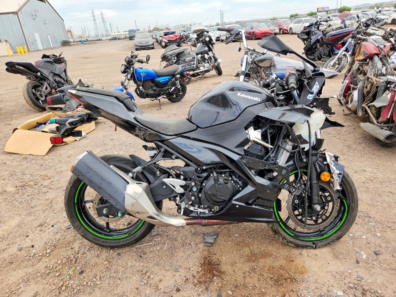 2022 Kawasaki Ex400