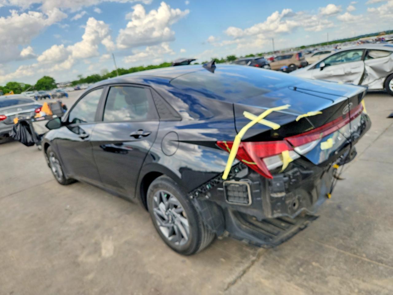 2024 Hyundai Elantra Sel - Фото 2