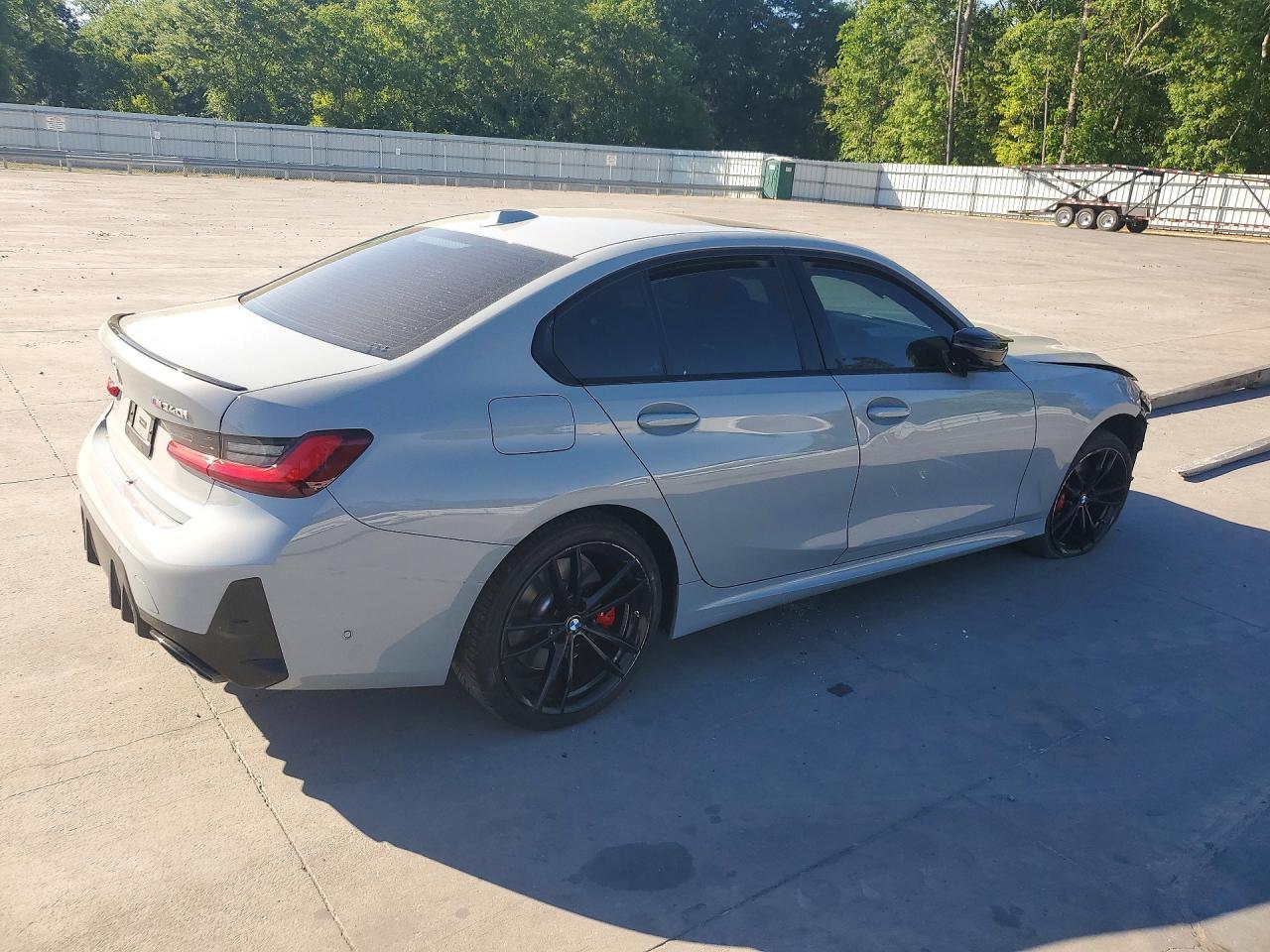 2024 BMW M340Xi - Фото 3
