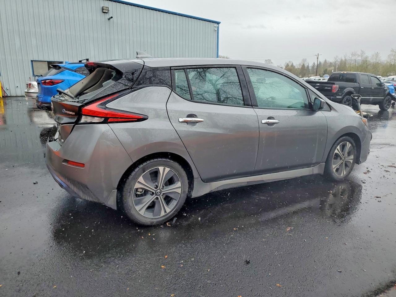 2022 Nissan Leaf Sv - Image 3