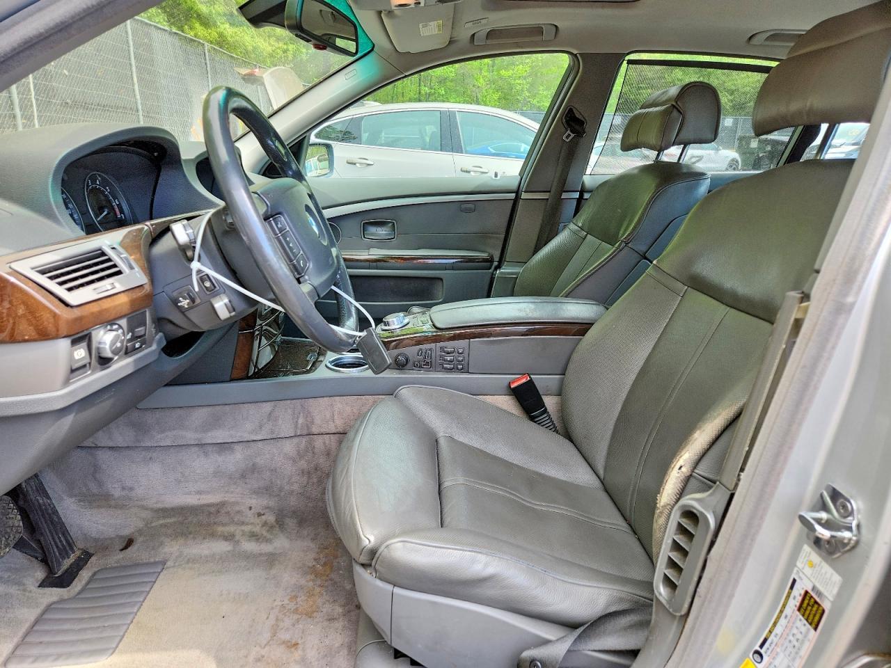 2007 BMW 750 - Фото 7