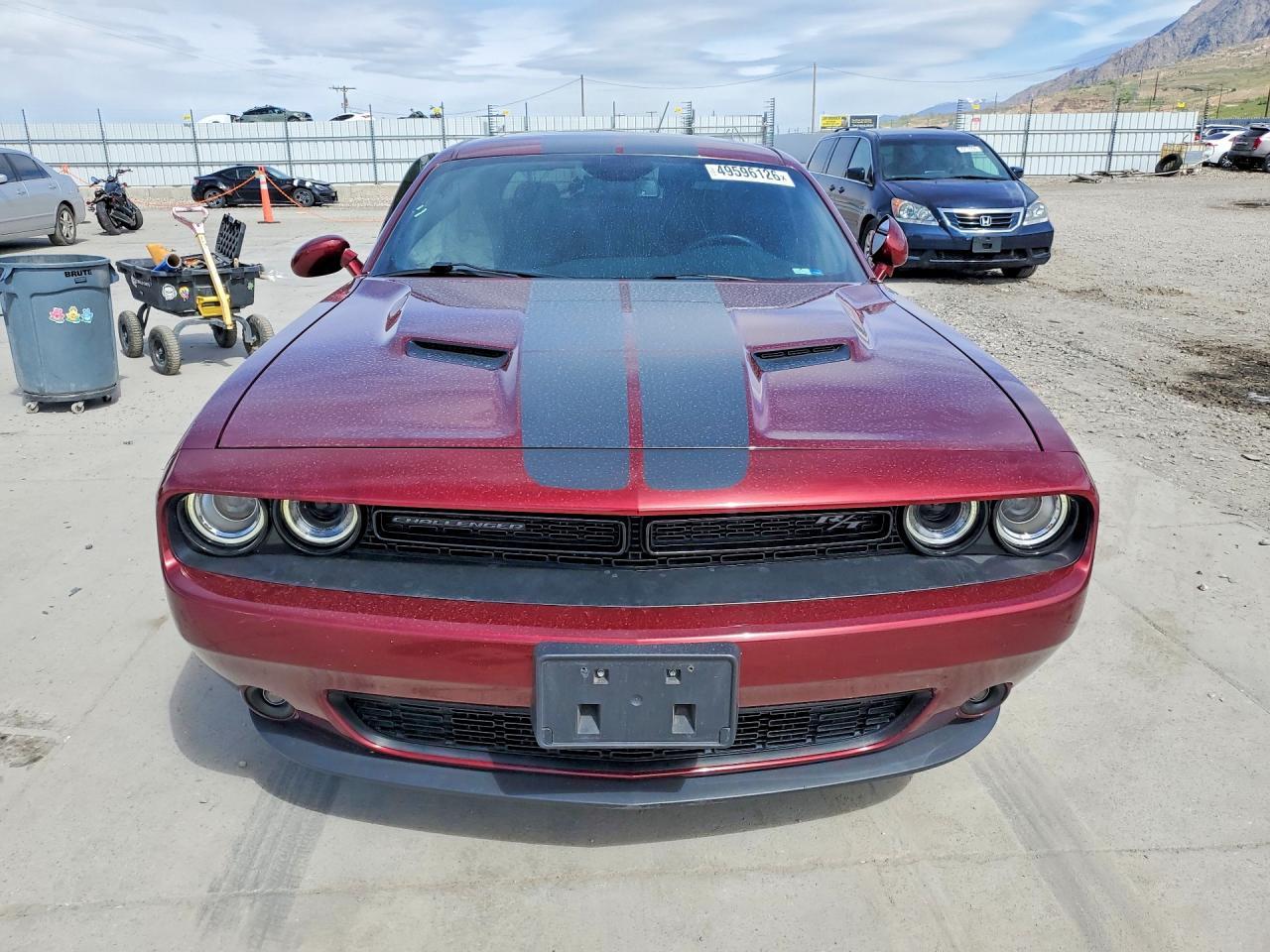 2017 Dodge Challenger R - Image 5