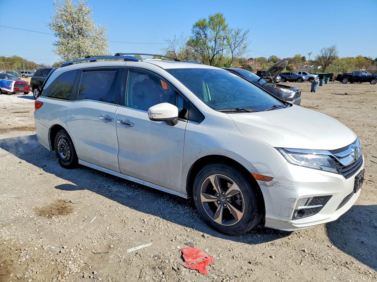 2020 Honda Odyssey Touring - Фото 4