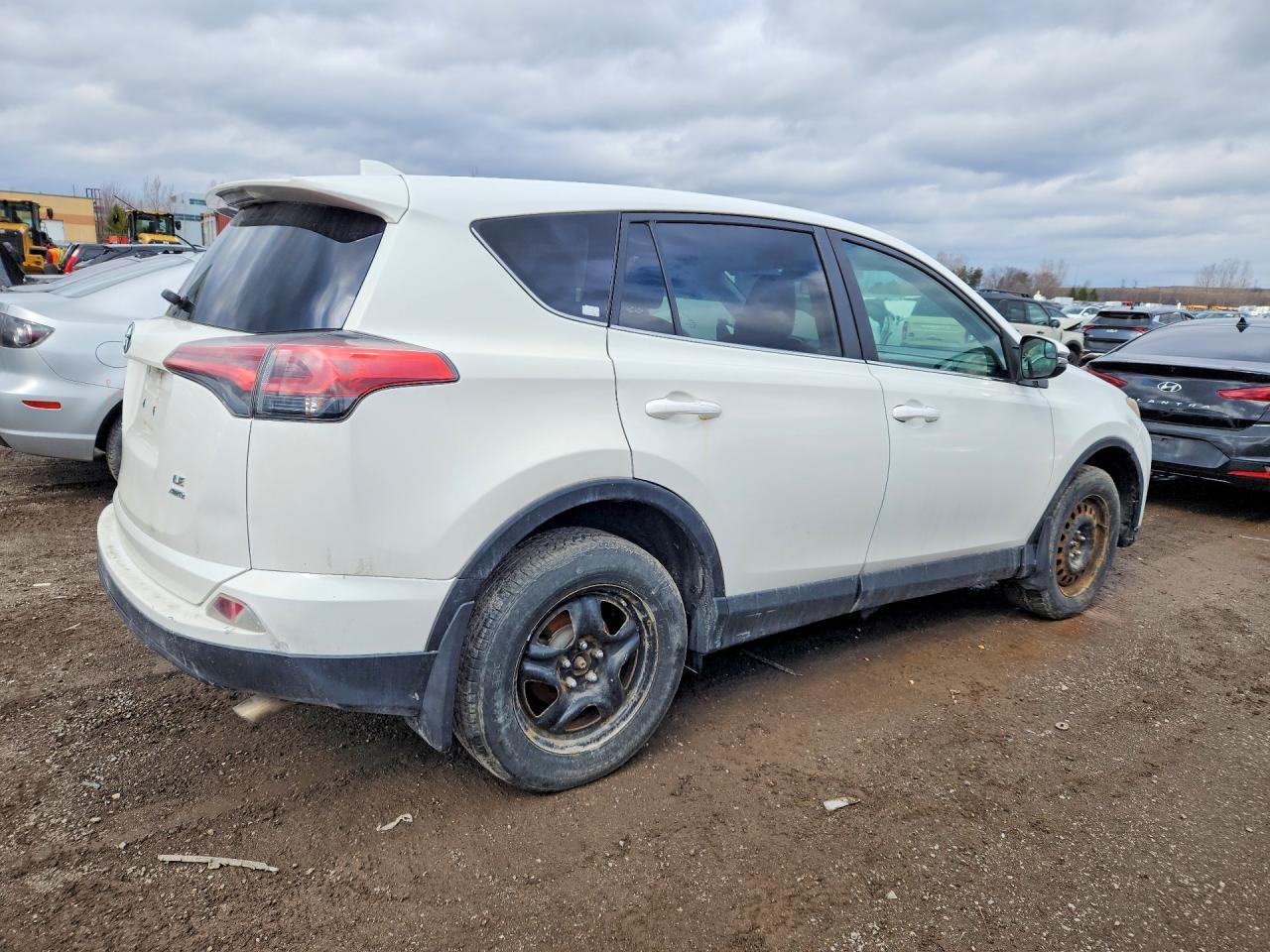 2016 Toyota Rav4 Le - Фото 3