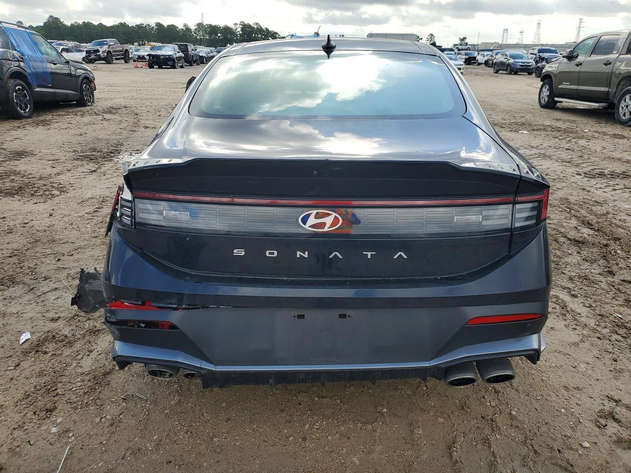 2025 Hyundai Sonata N Line - Image 6