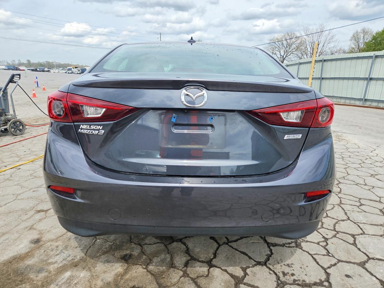 2016 Mazda 3 Grand Touring - Image 6