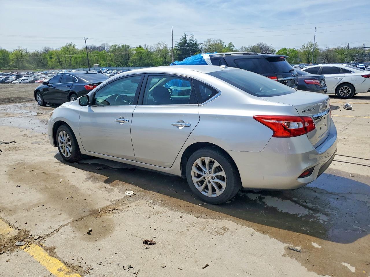 2018 Nissan Sentra Sv - Image 2