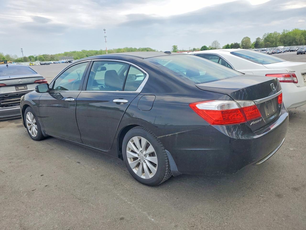 2014 Honda Accord - Image 2