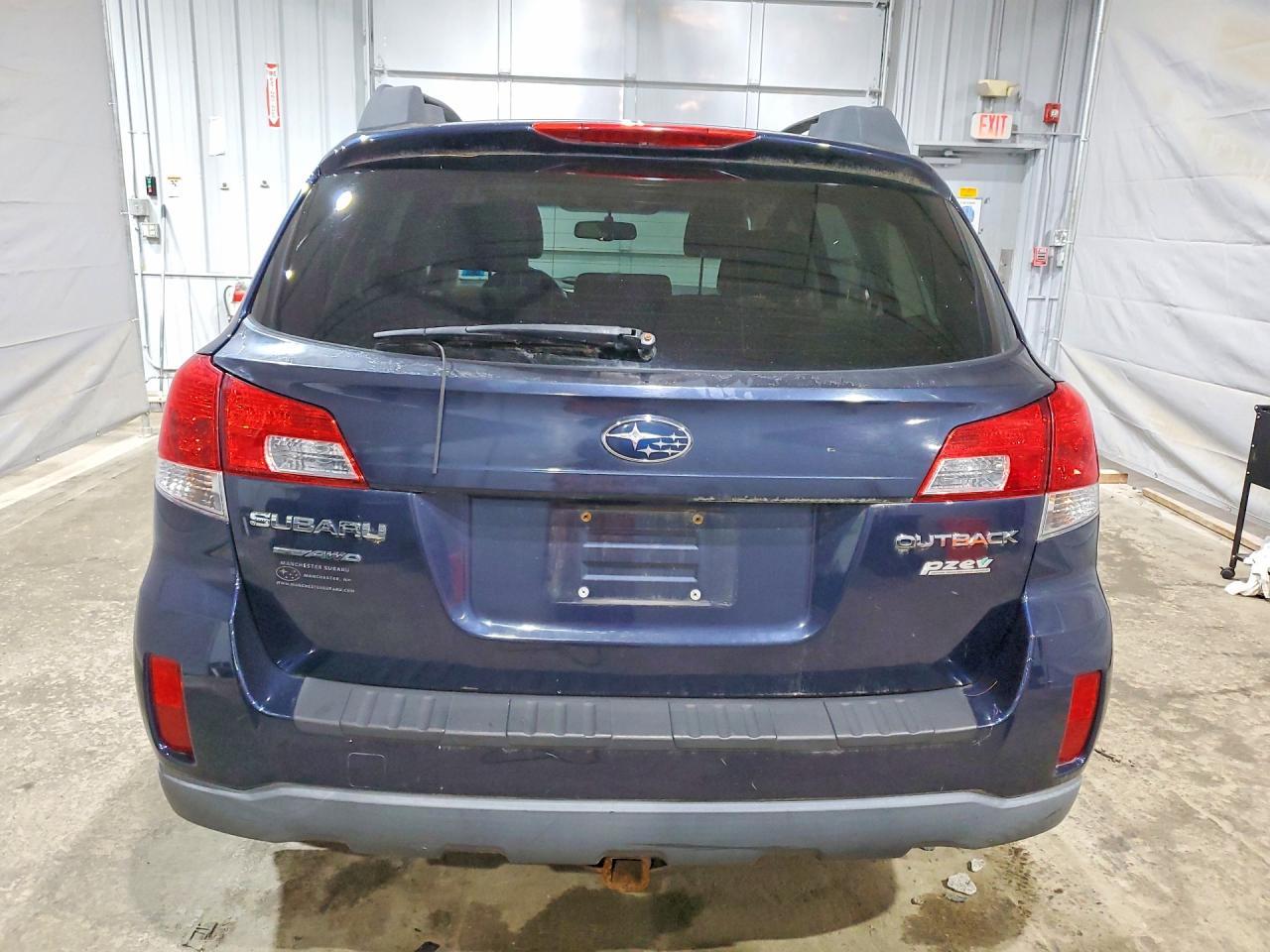 2012 Subaru Outback 2.5I Premium - Image 6