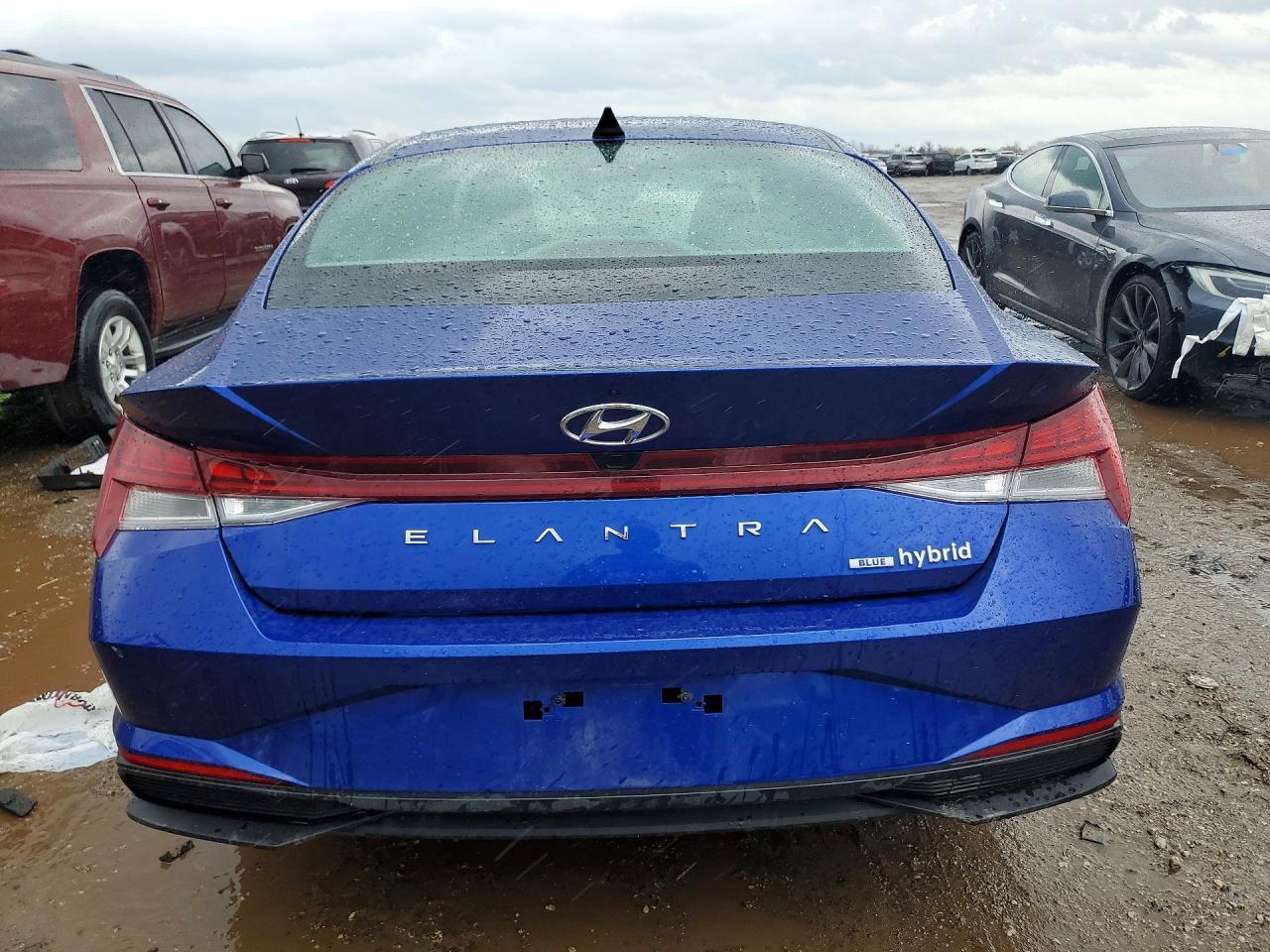 2023 Hyundai Elantra Hybrid Blue - Image 6