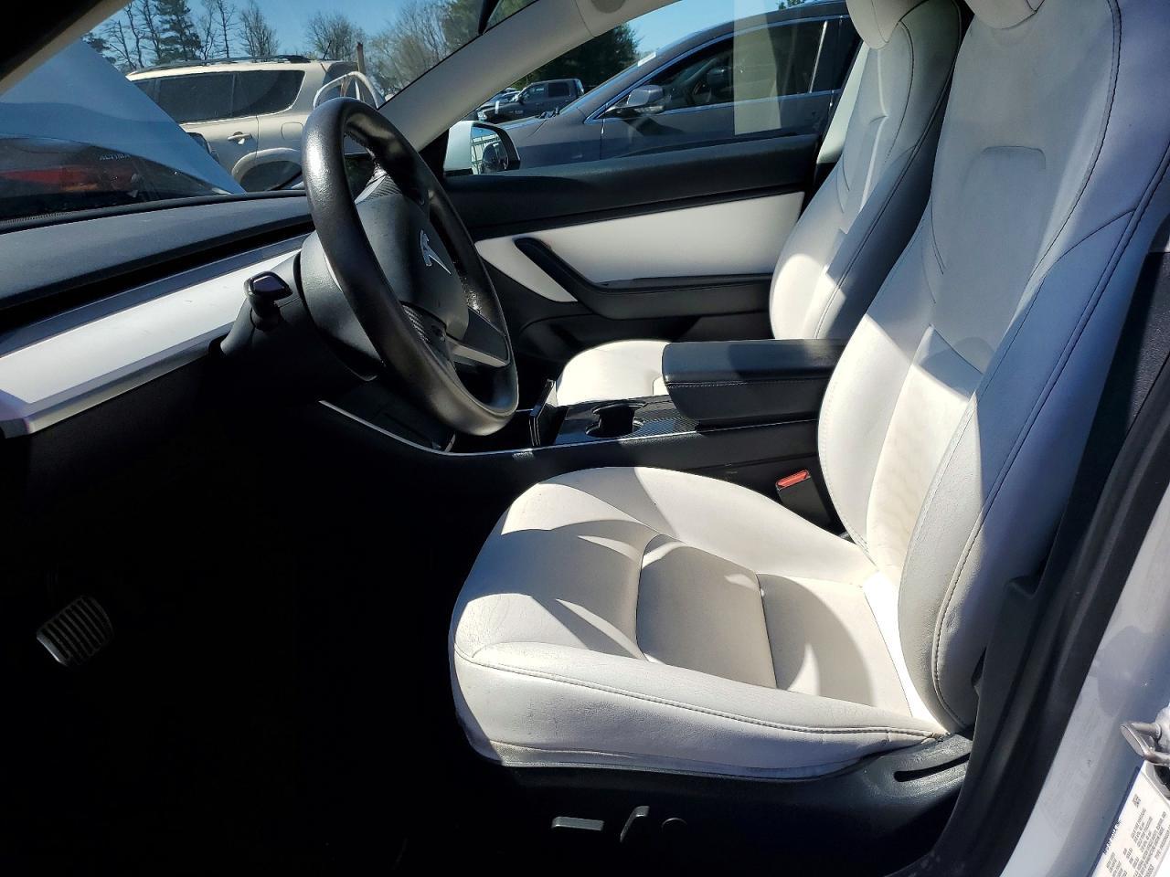 2020 Tesla Model 3 - Фото 7