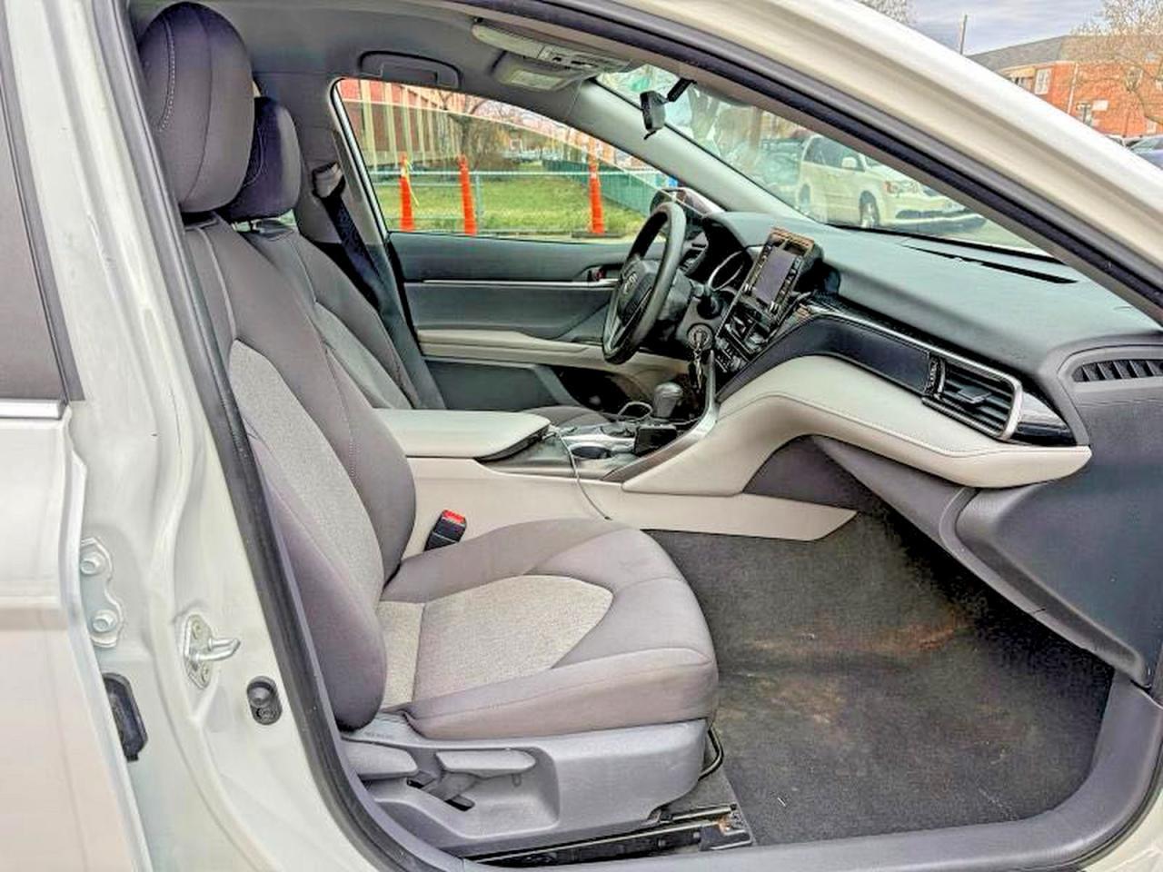 2021 Toyota Camry Le - Image 5