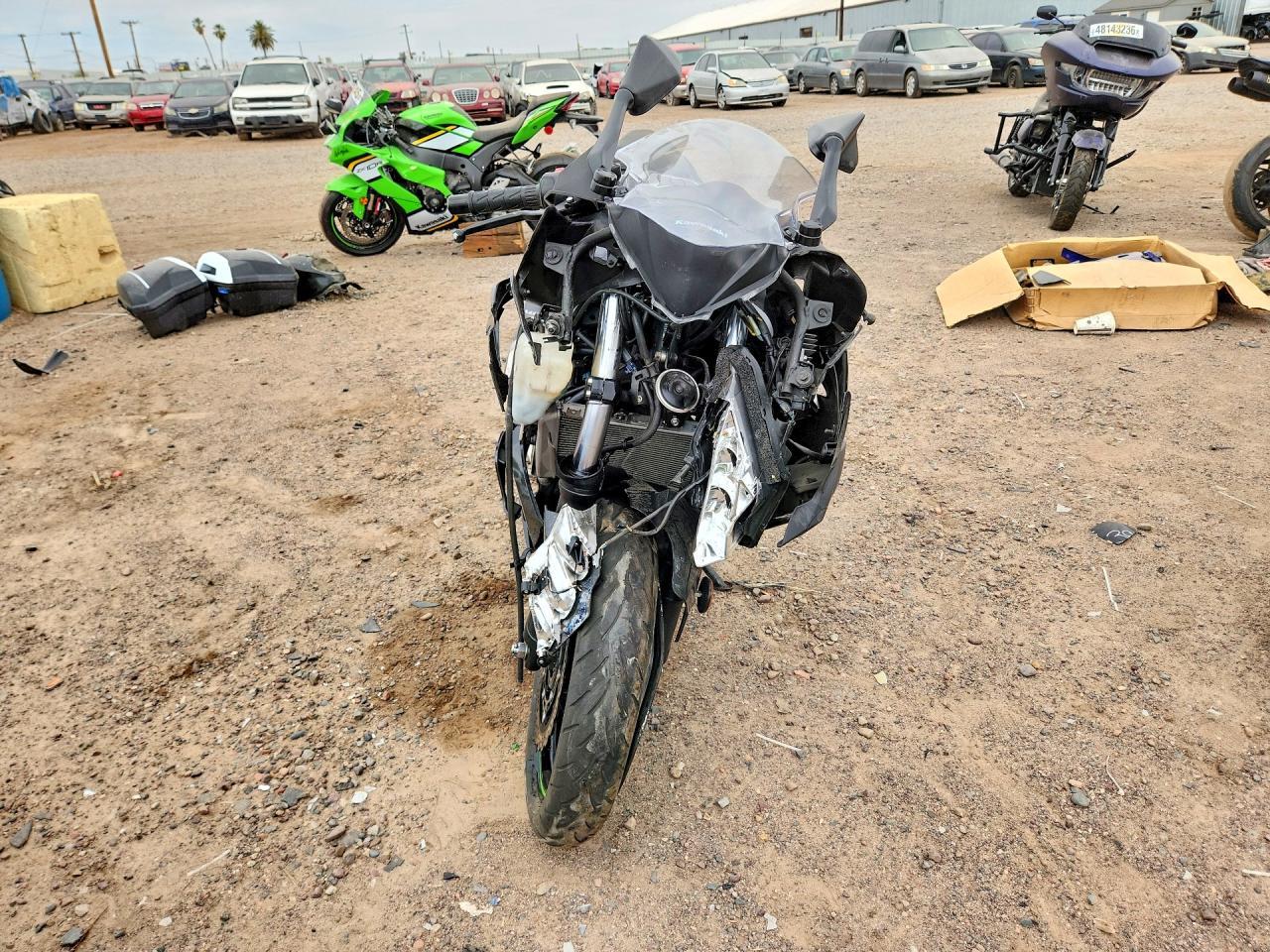 2022 Kawasaki Ex400 - Фото 2
