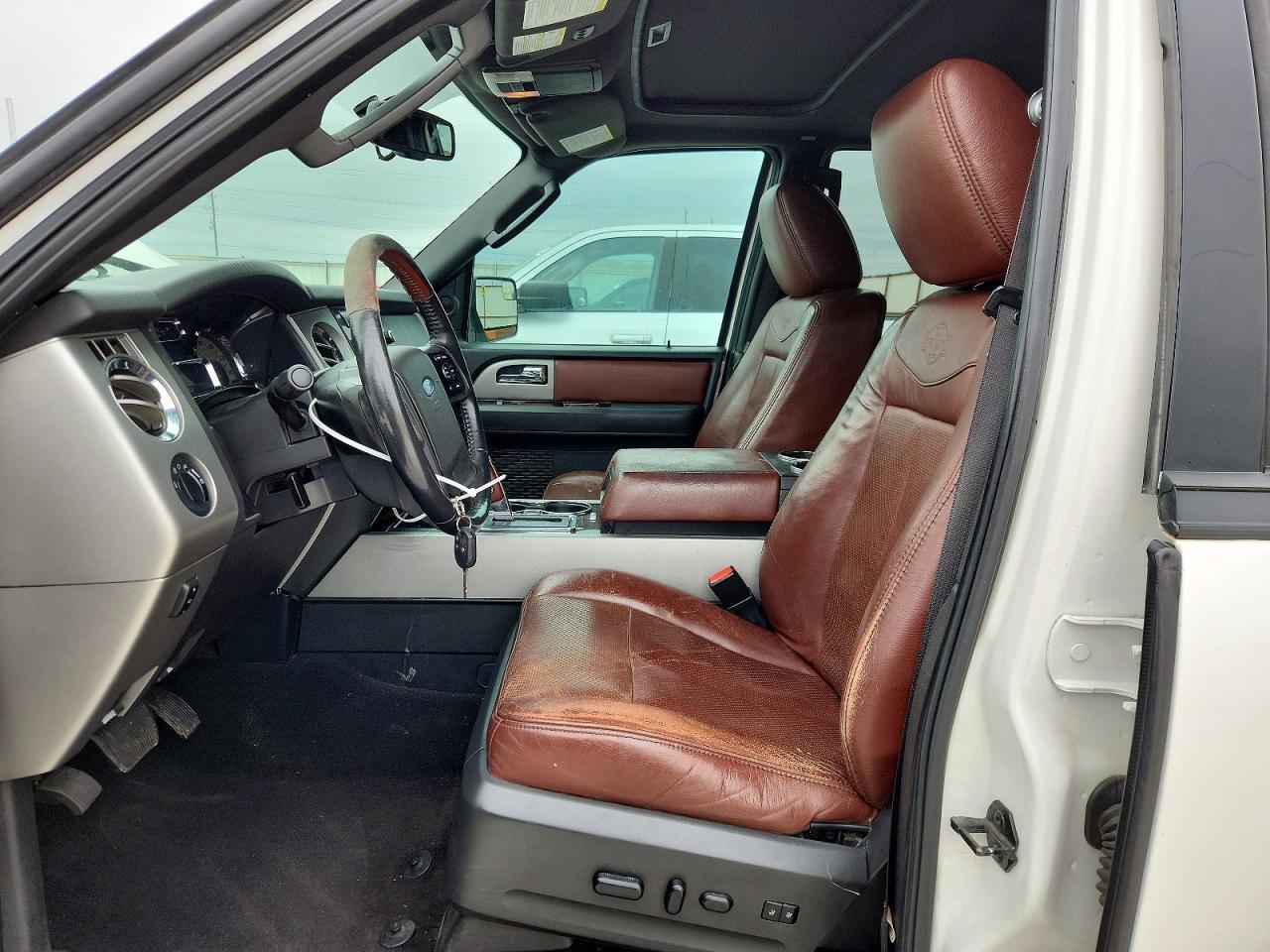 2014 Ford Expedition - Image 7