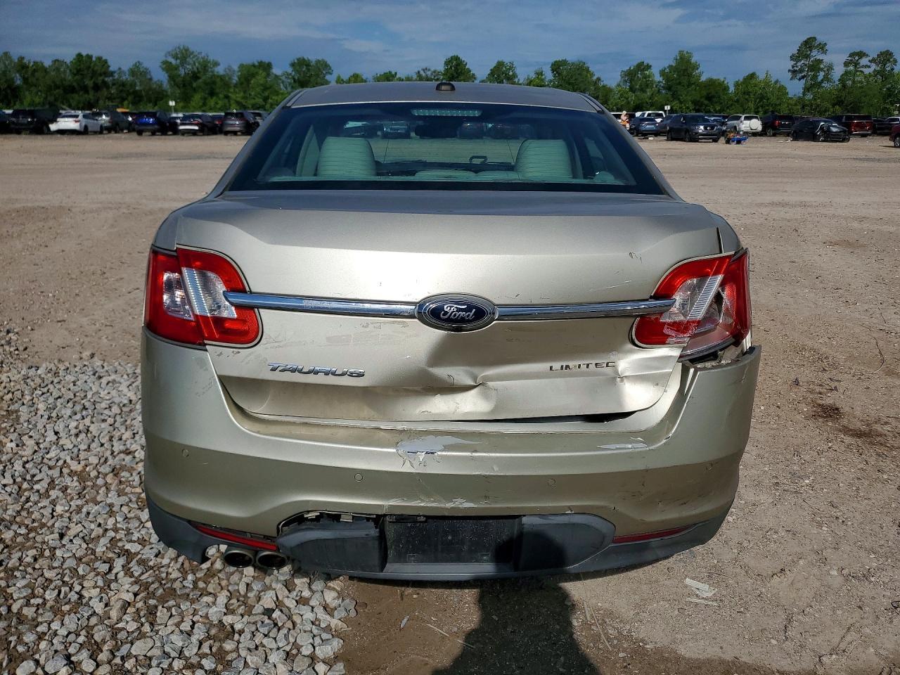 2011 Ford Taurus Limited - Фото 6
