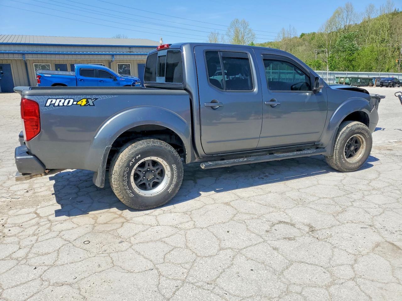 2016 Nissan Frontier Pro-4X - Image 3