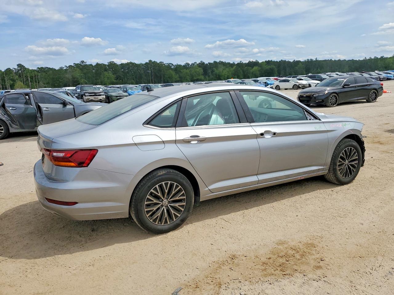 2019 Volkswagen Jetta S - Фото 3