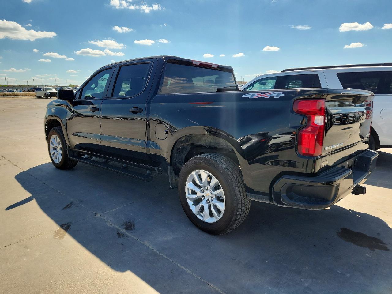 2025 Chevrolet Silverado K1500 Custom - Image 2