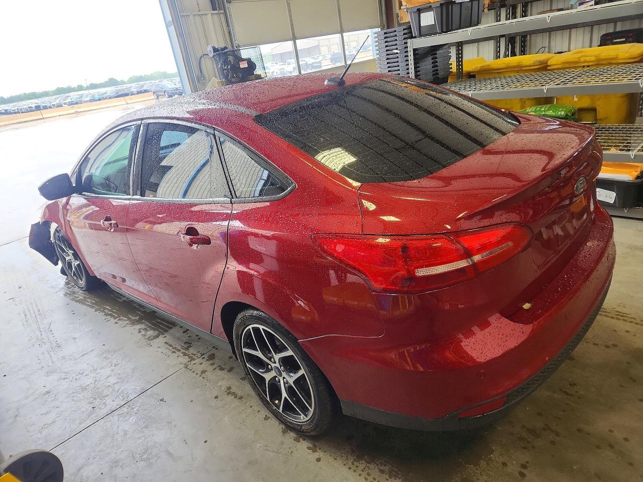 2017 Ford Focus Sel - Фото 2