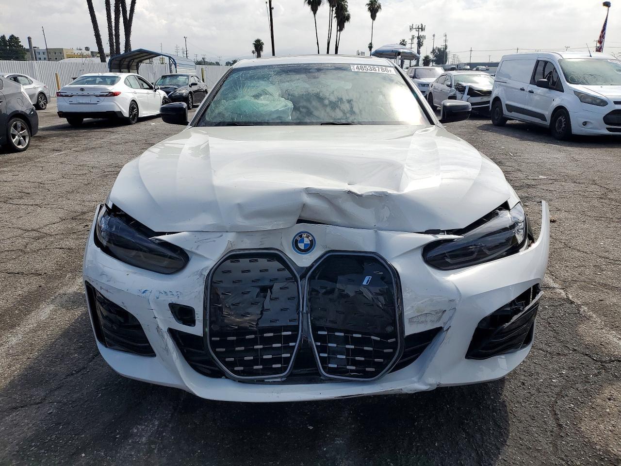 2024 BMW I4 xDrive 40 - Фото 5