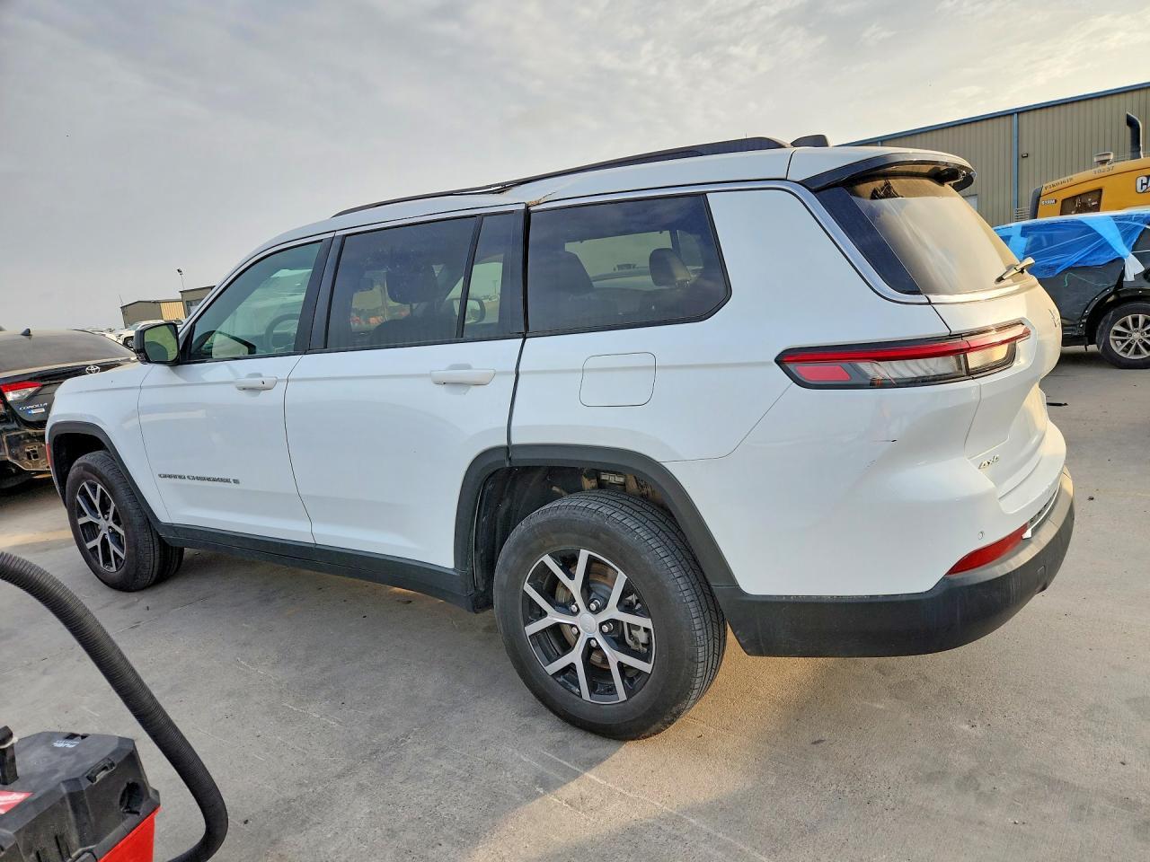 2024 Jeep Grand Cherokee L Limited - Фото 2