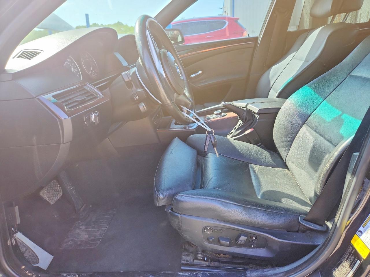 2010 BMW 550 I - Image 7