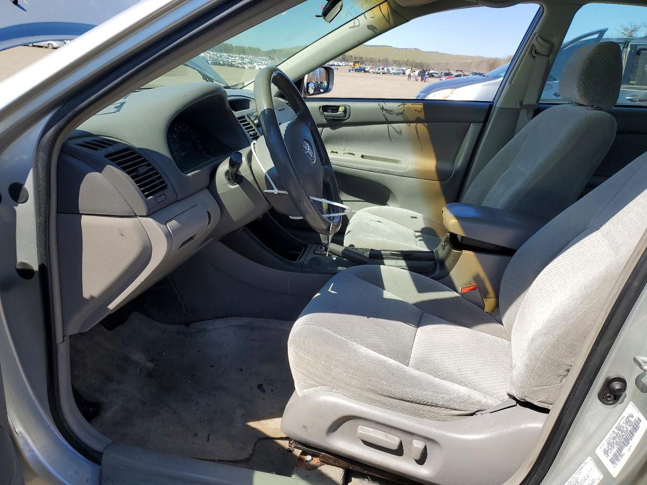 2003 Toyota Camry Le - Image 7