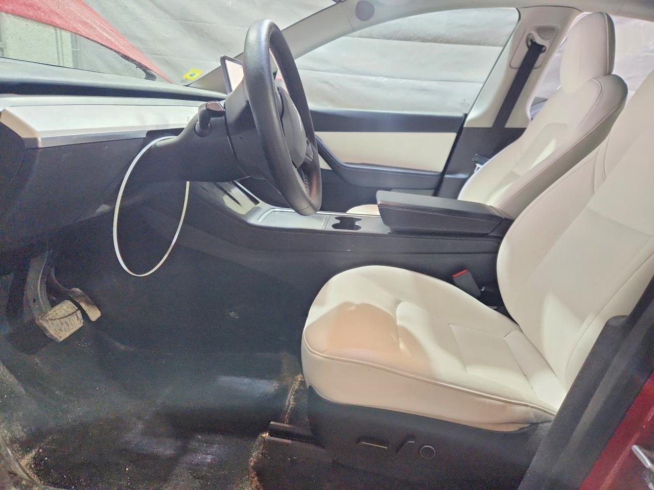 2022 Tesla Model Y - Image 7