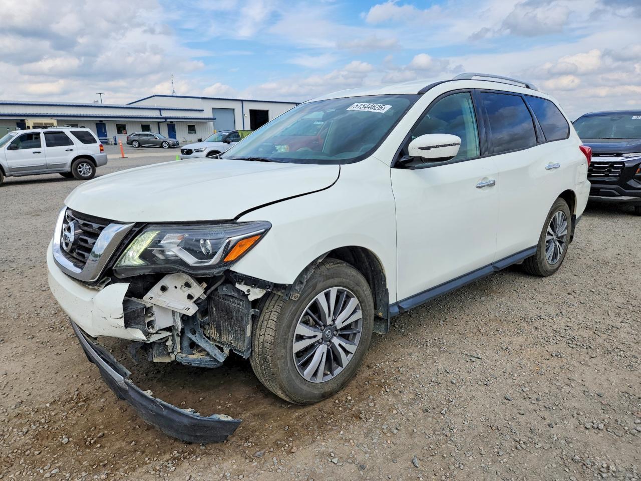 2020 Nissan Pathfinder S