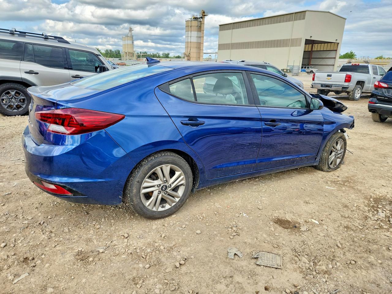 2020 Hyundai Elantra Sel - Фото 3