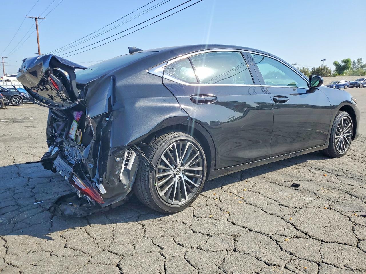 2025 Lexus Es 300H Base - Image 3