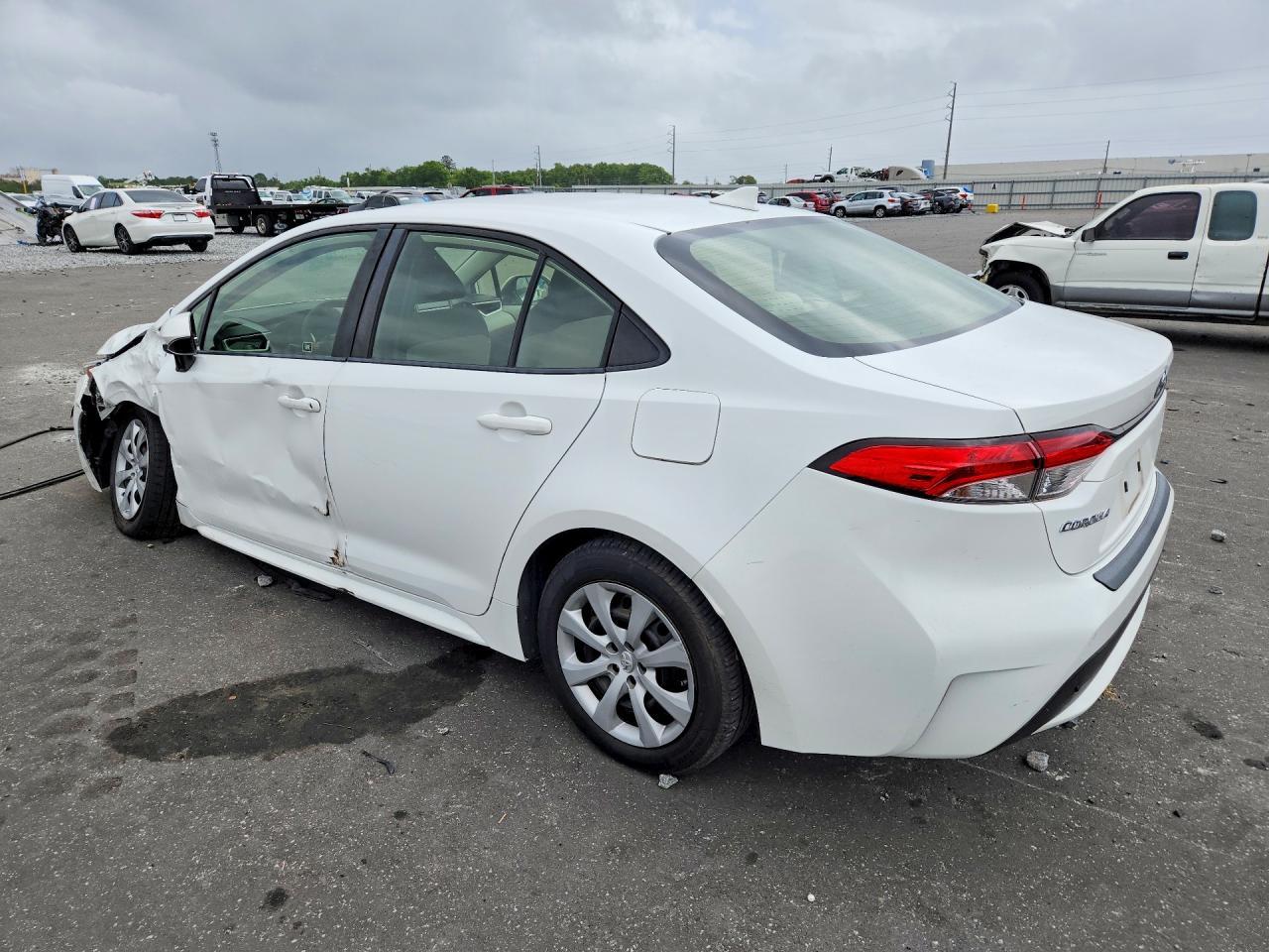 2020 Toyota Corolla Le - Image 2