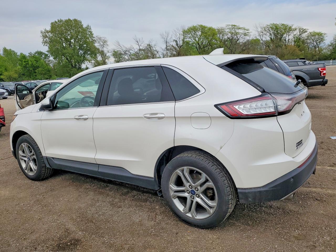 2017 Ford Edge Titanium - Фото 2