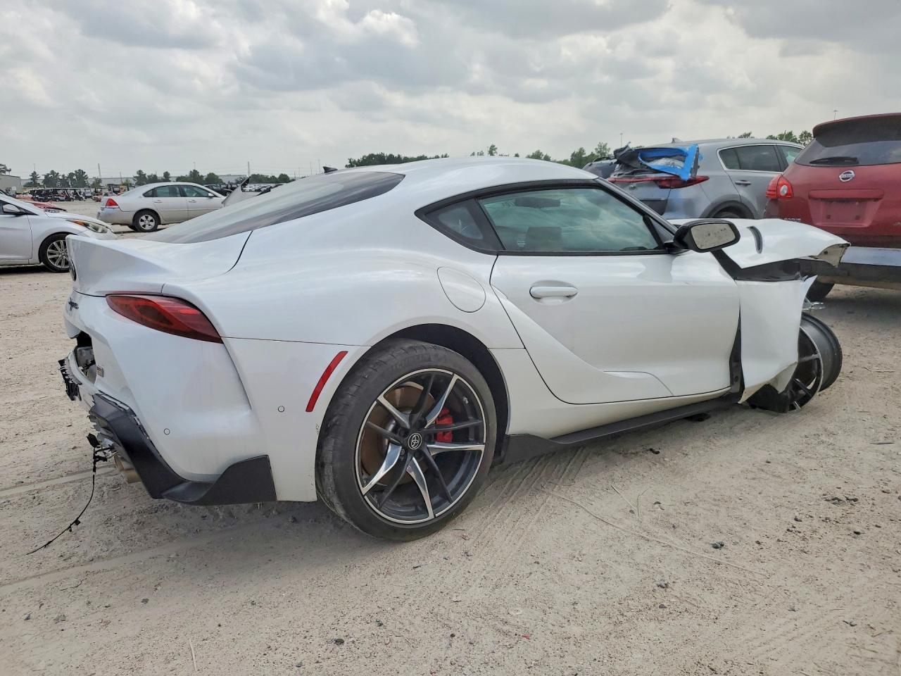 2022 Toyota Gr Supra 3.0 Premium - Image 3
