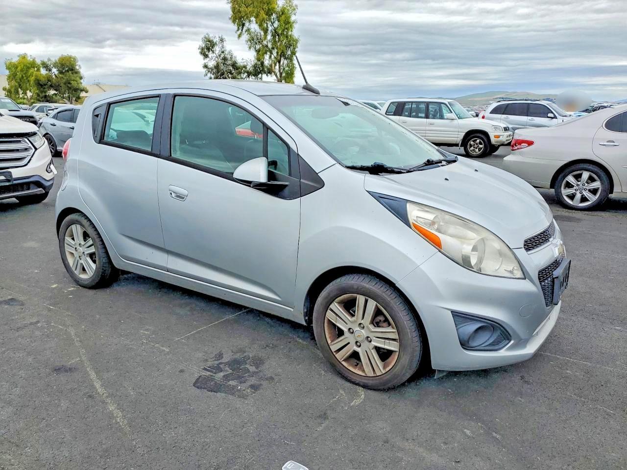 2014 Chevrolet Spark - Фото 4