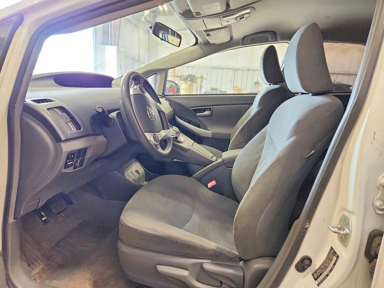 2010 Toyota Prius Ii - Фото 7