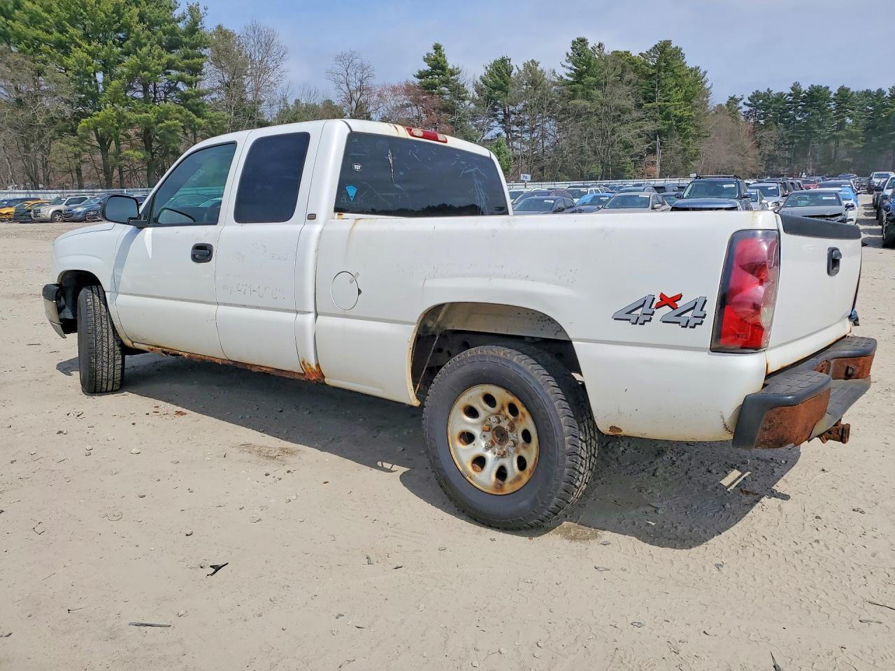 2005 Chevrolet Silverado K1500 - Фото 2