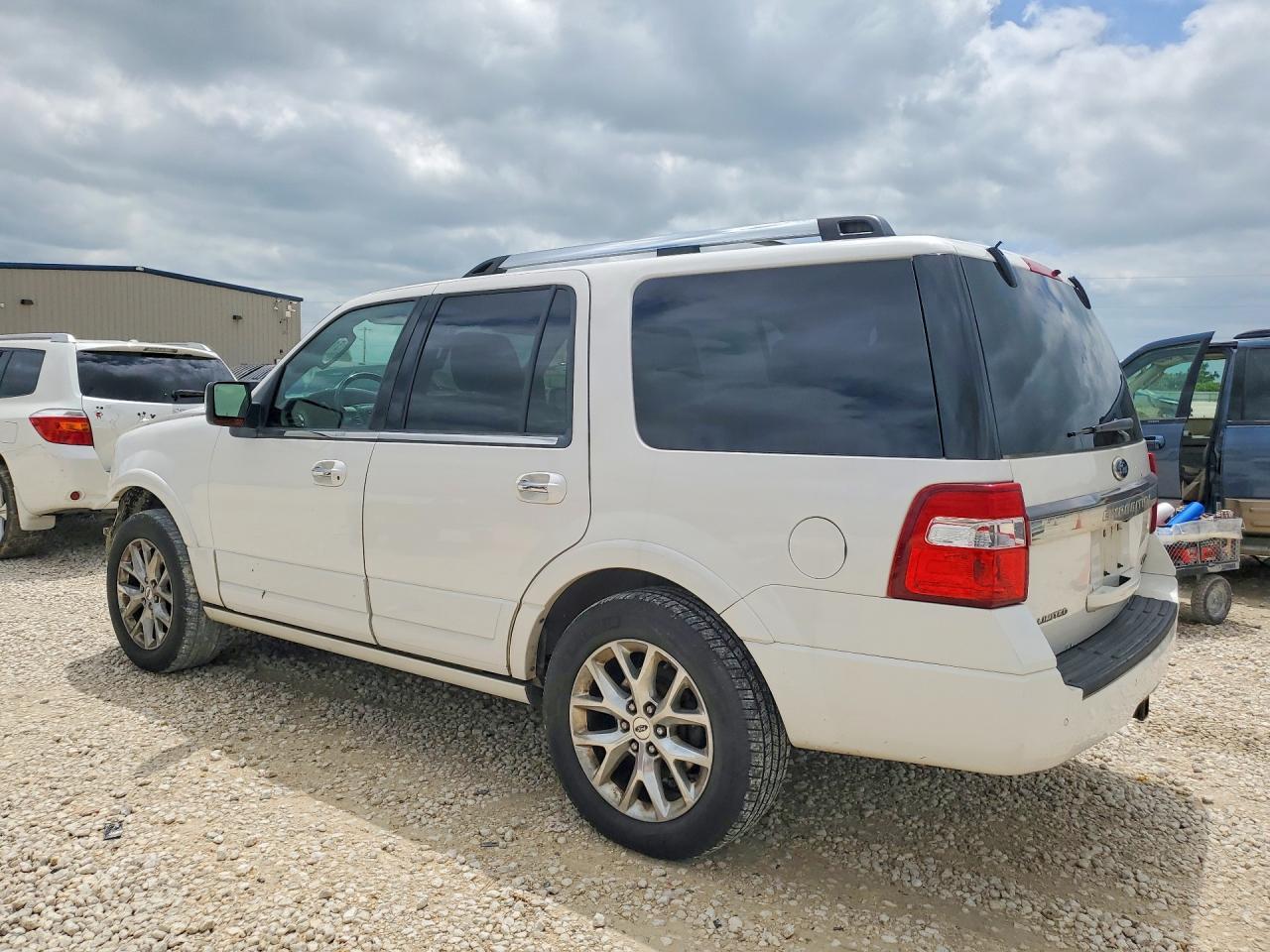 2016 Ford Expedition Limited - Image 2